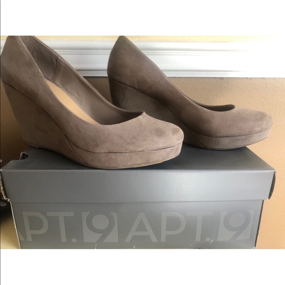 Tan Wedge Shoes